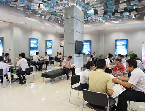 眾創空間：工位注冊解決小微企業辦公場地租用難題